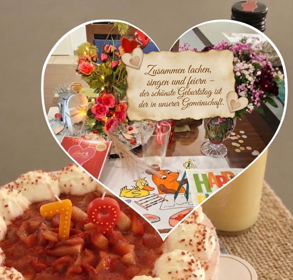 Bildcollage von einem Geburtstag in der Wohngemeinschaft: Erdbeertorte mit Kerzen, Blumensträuße und eine Karte mit dem Satz „Zusammen lachen, singen und feiern – der schönste Geburtstag ist der in unserer Gemeinschaft.“
